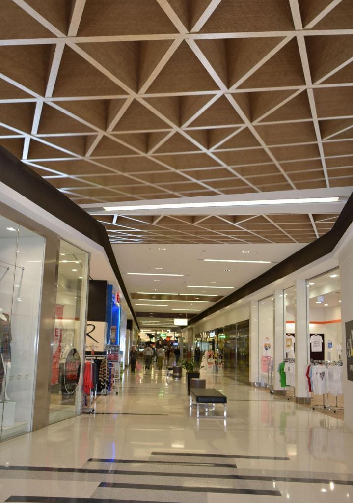 Waffle Blades in a shopping mall